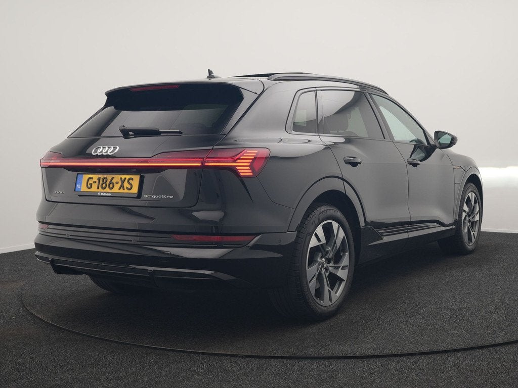 Audi e-tron E-Tron 50 Quattro S Line 71 kWh 313pk | Panodak, Auto's, Audi, Automaat, Zwart, Origineel Nederlands, Vierwielaandrijving