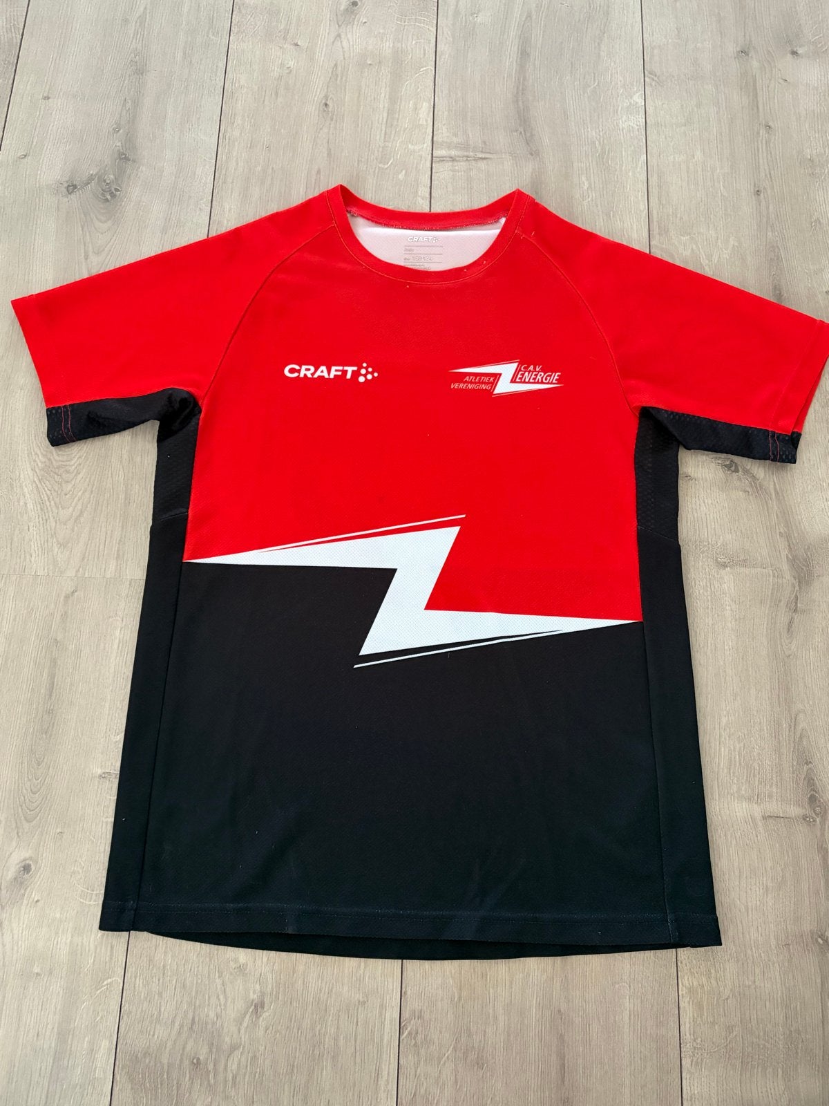 CAV Energie clubshirt Craft rood/zwart, Overige maten, Ophalen of Verzenden, Hardlopen of Fietsen, Gedragen