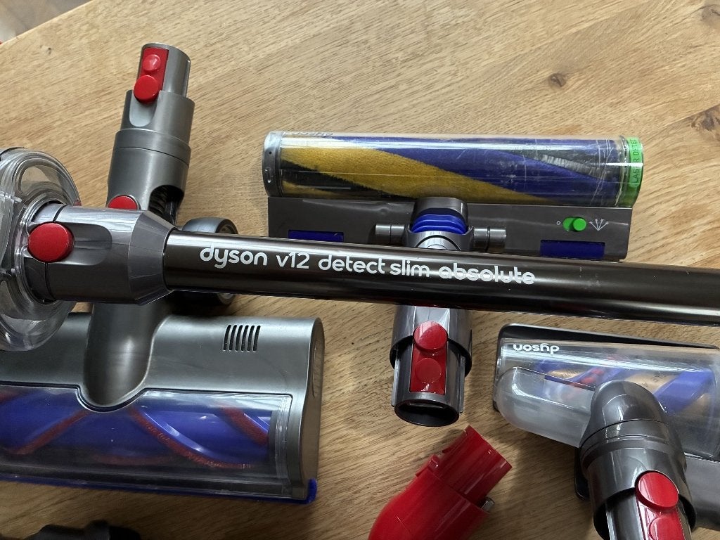 Foto 3 van Dyson V12 Slim Absolute met Laserdetectie LEZEN!