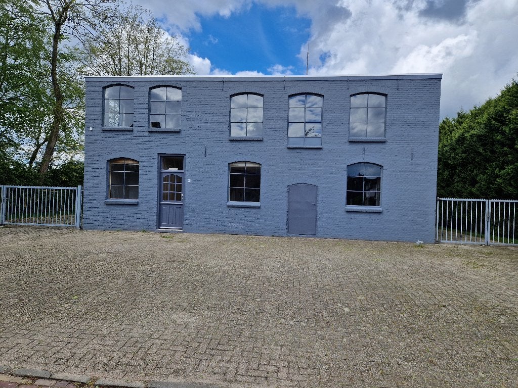 Kantoor-/praktijk-/atelierruimte te huur in centrum Rijen., Huur, Kantoorruimte