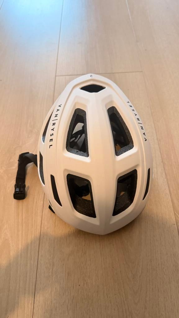 Van Rysel fietshelm maat L, Ophalen of Verzenden, Zo goed als nieuw, L, Heer of Dame
