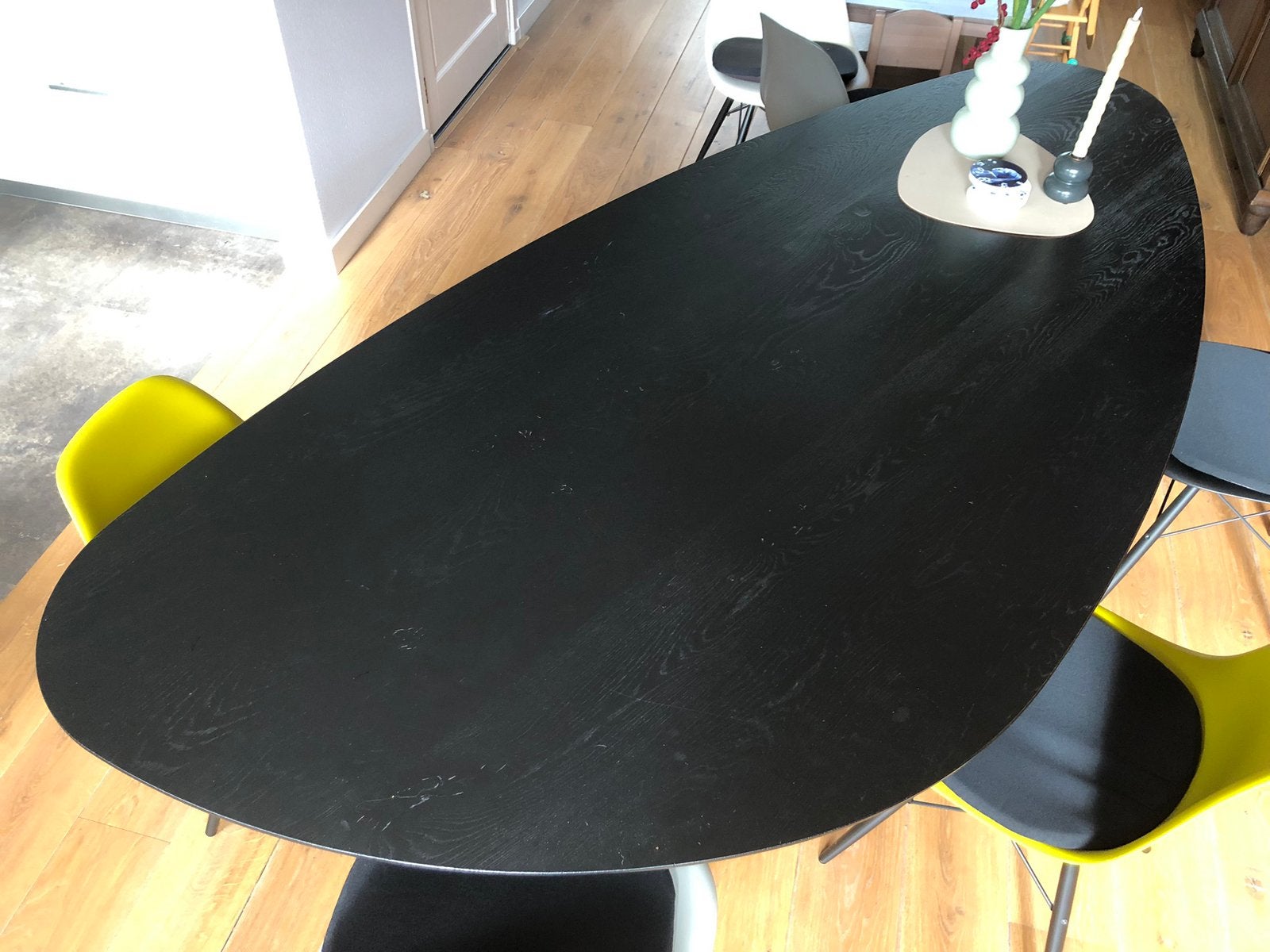 Tafel, kiezelvorm, massief eiken, zwart, Huis en Inrichting, Tafels | Eettafels, Ophalen, 100 tot 150 cm, Eikenhout, 200 cm of meer