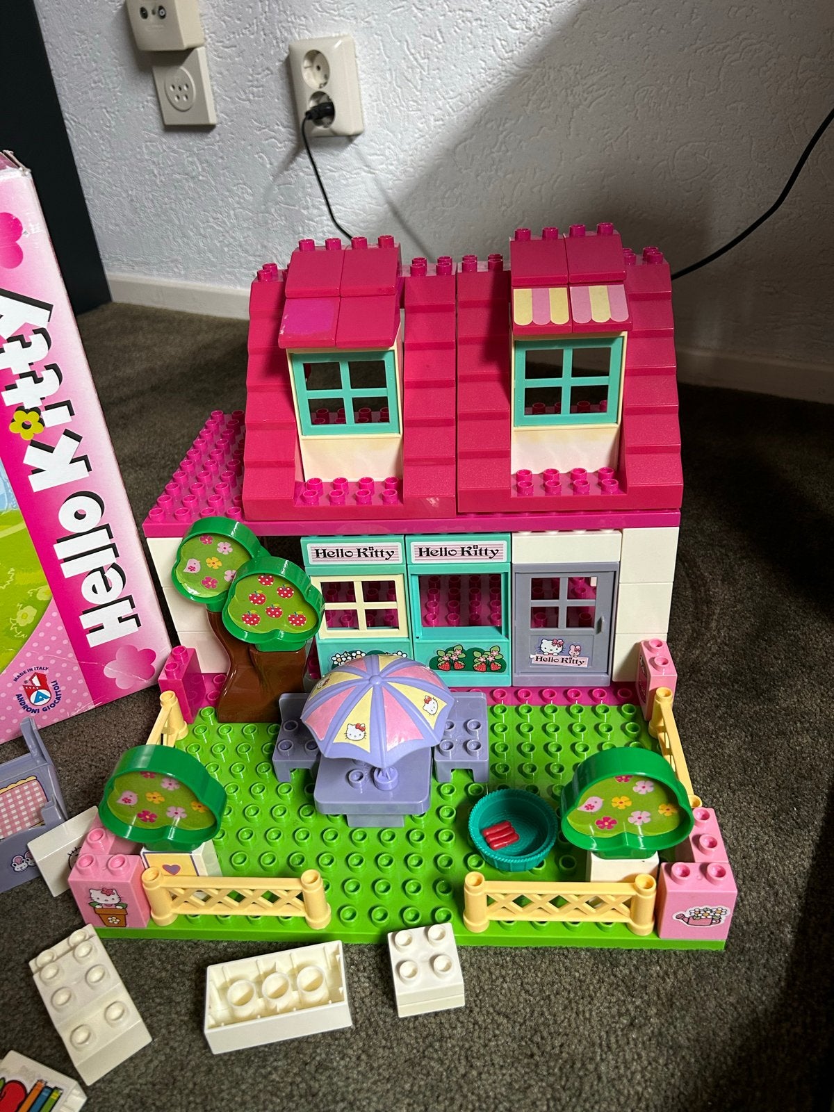 Hello Kitty Bouwstenen Huis - Te combineren met Duplo, Ophalen, Gebruikt, Overige merken