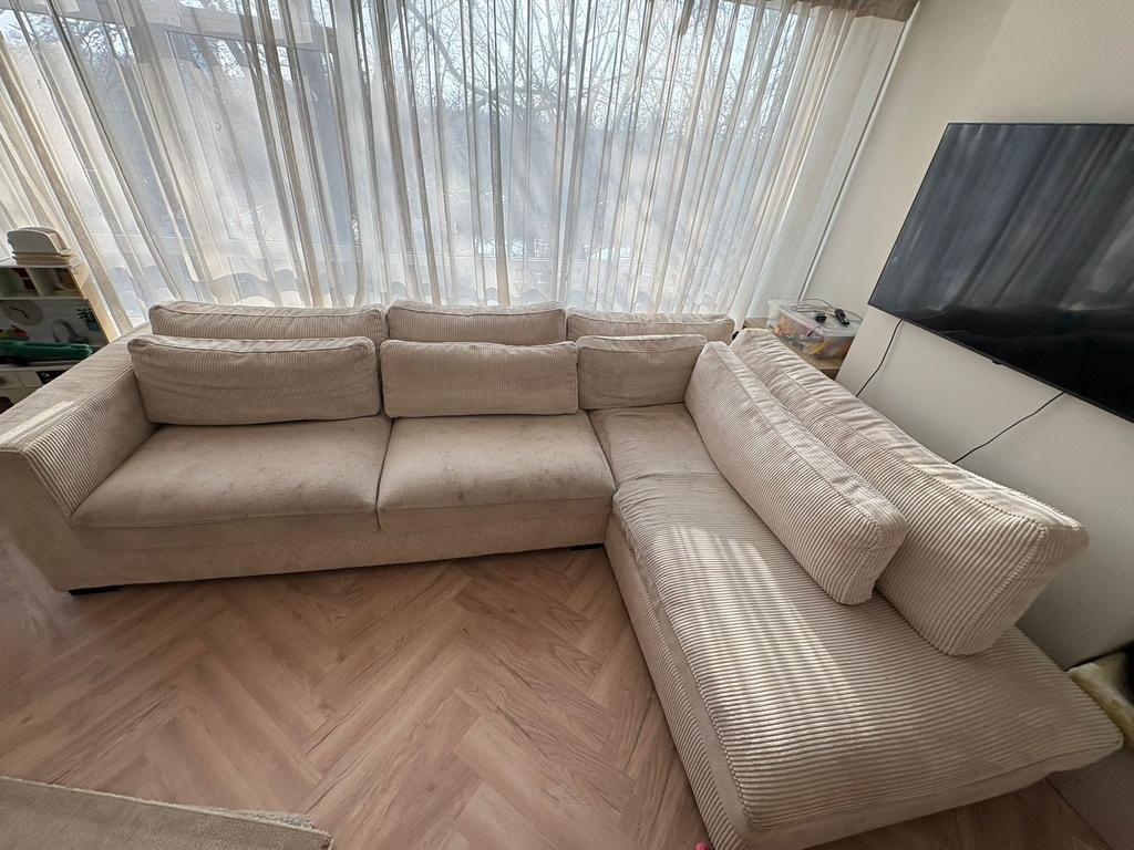 Beige hoekbank met chaise longue – ribstof (corduroy), Ophalen, Gebruikt, 125 tot 150 cm, Hoekbank