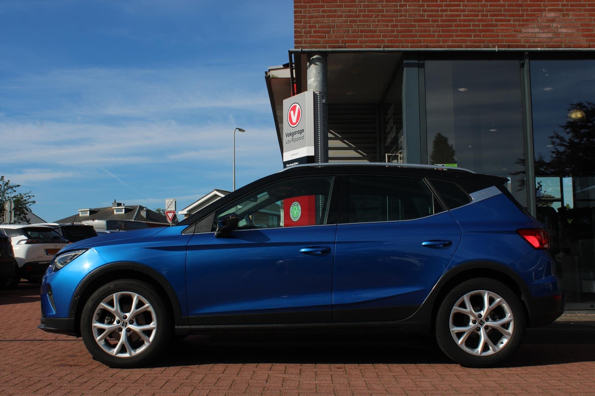 SEAT Arona 1.0 TSI *FR* Aut. | Camera | Adaptive Cruise & Cl, Auto's, Automaat, Stof, 610 kg, Bedrijf