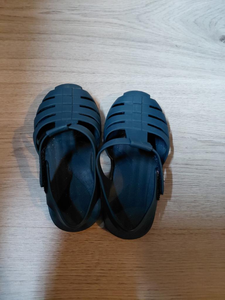 Waterschoenen blauw maat 24-25, Kinderen en Baby's, Kinderkleding | Schoenen en Sokken, Ophalen of Verzenden, Jongen of Meisje