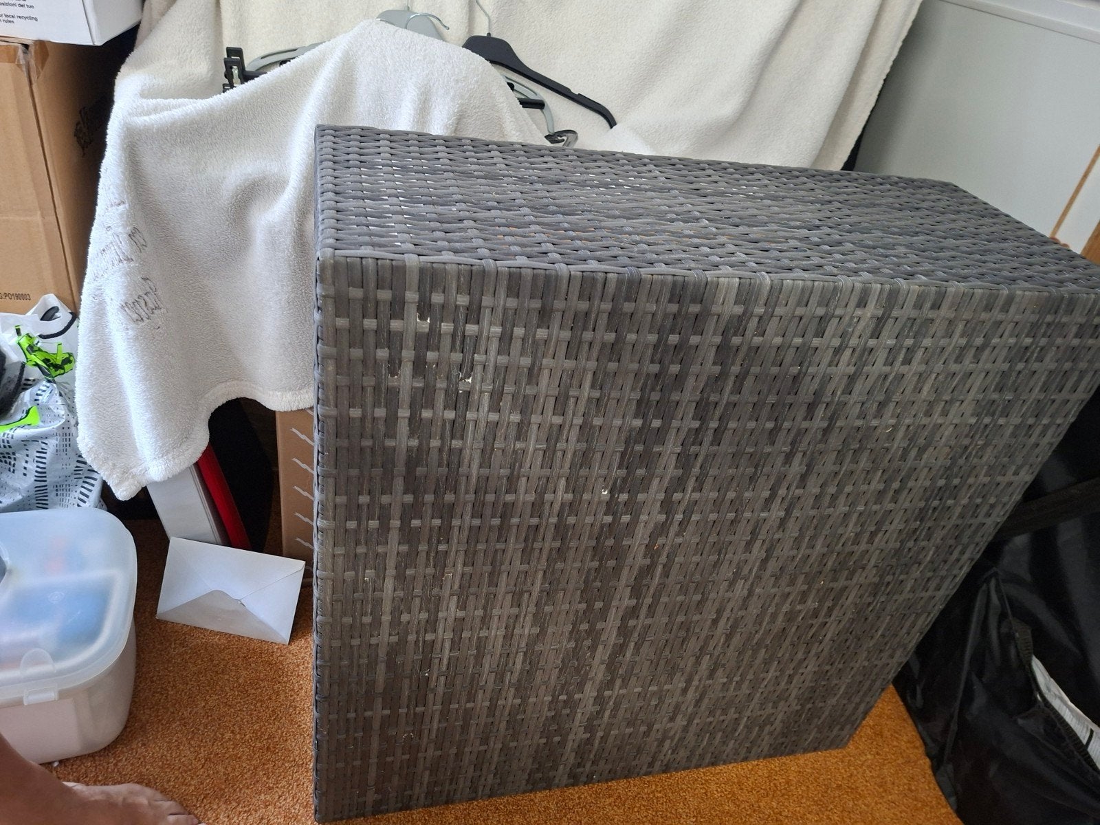 Tafel 70x70 incl kussen, Ophalen of Verzenden, Gebruikt