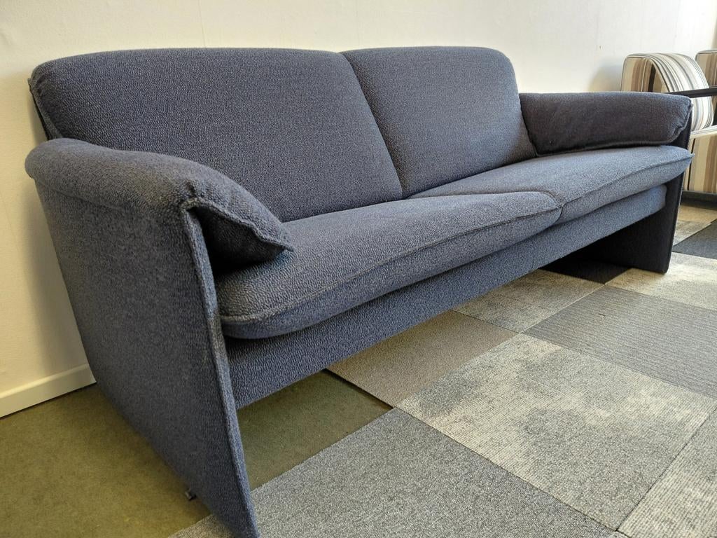 Leolux Bora Bora | 2,5 zits | Blauw boucléstof, Ophalen of Verzenden, Stof, Info@andriesign.nl, Leolux