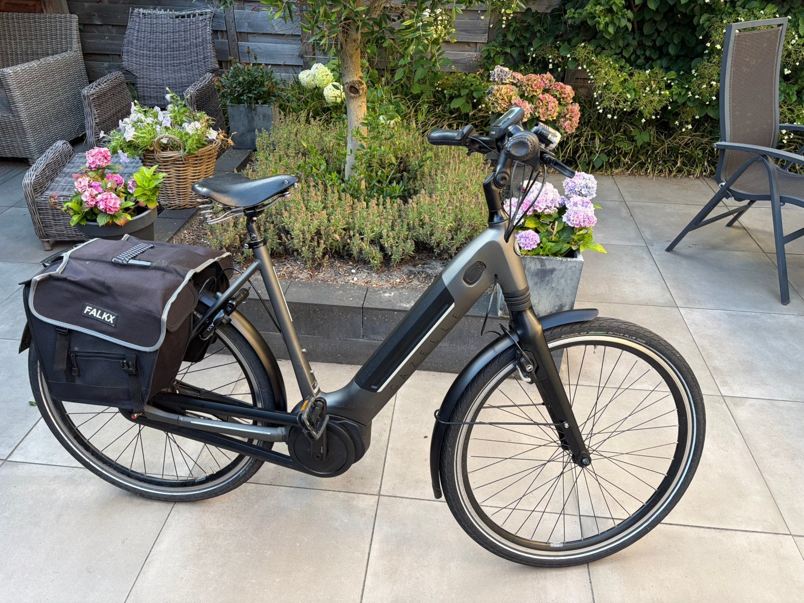 Gazelle Ultimate C8+ elektrische fiets 2556 km als nieuw!!, Fietsen en Brommers, Elektrische fietsen, Zo goed als nieuw, Gazelle