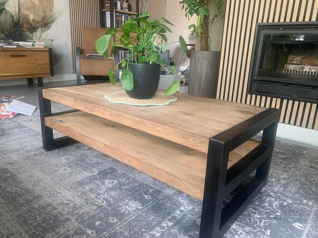 Happy Home Brooklyn Salontafel - Robuust Eikenhout & Metaal, Huis en Inrichting, Ophalen, 100 tot 150 cm, Eikenhout, 50 tot 100 cm