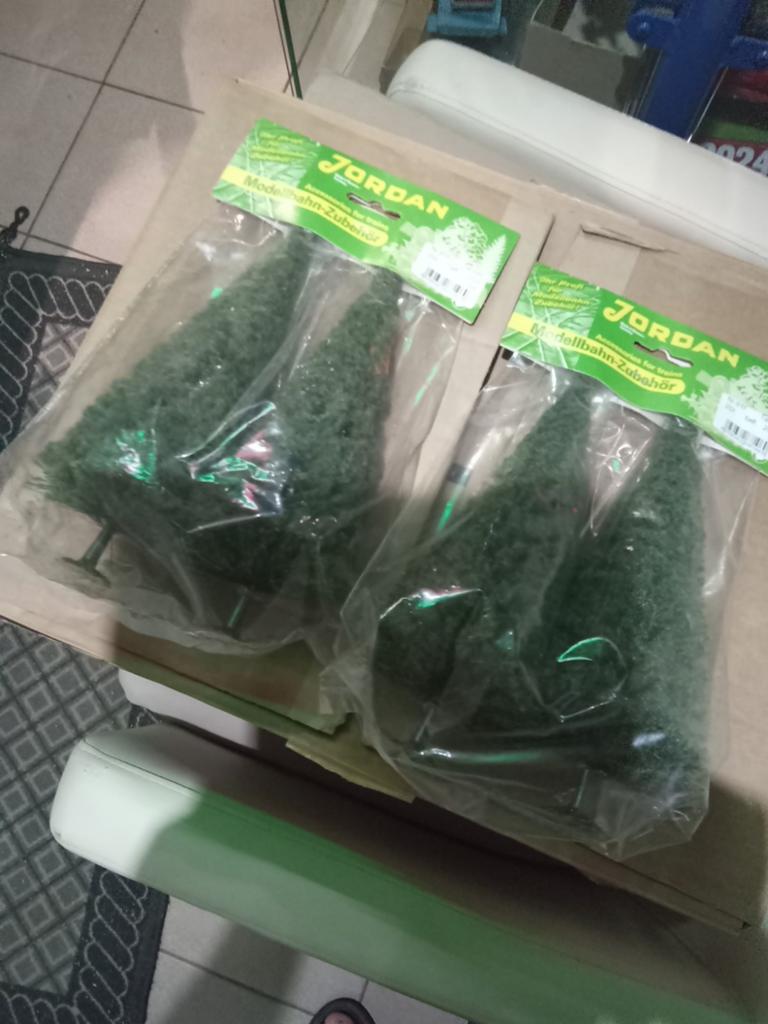 NIEUW – Jordan modelbouw boompjes H0 – 20 cm – OP = OP, Ophalen of Verzenden, Nieuw, Overige typen