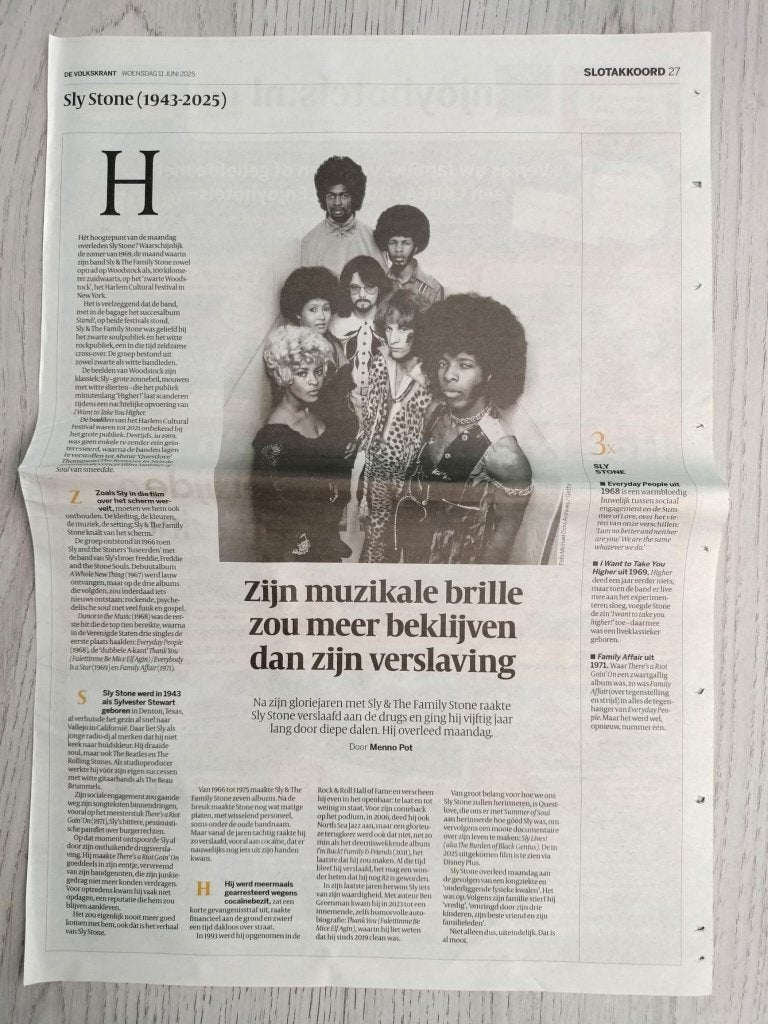 Sly Stone / Sly & The Family Stone Volkskrant 11 juni 2025, Ophalen of Verzenden, Zo goed als nieuw, Boek, Tijdschrift of Artikel