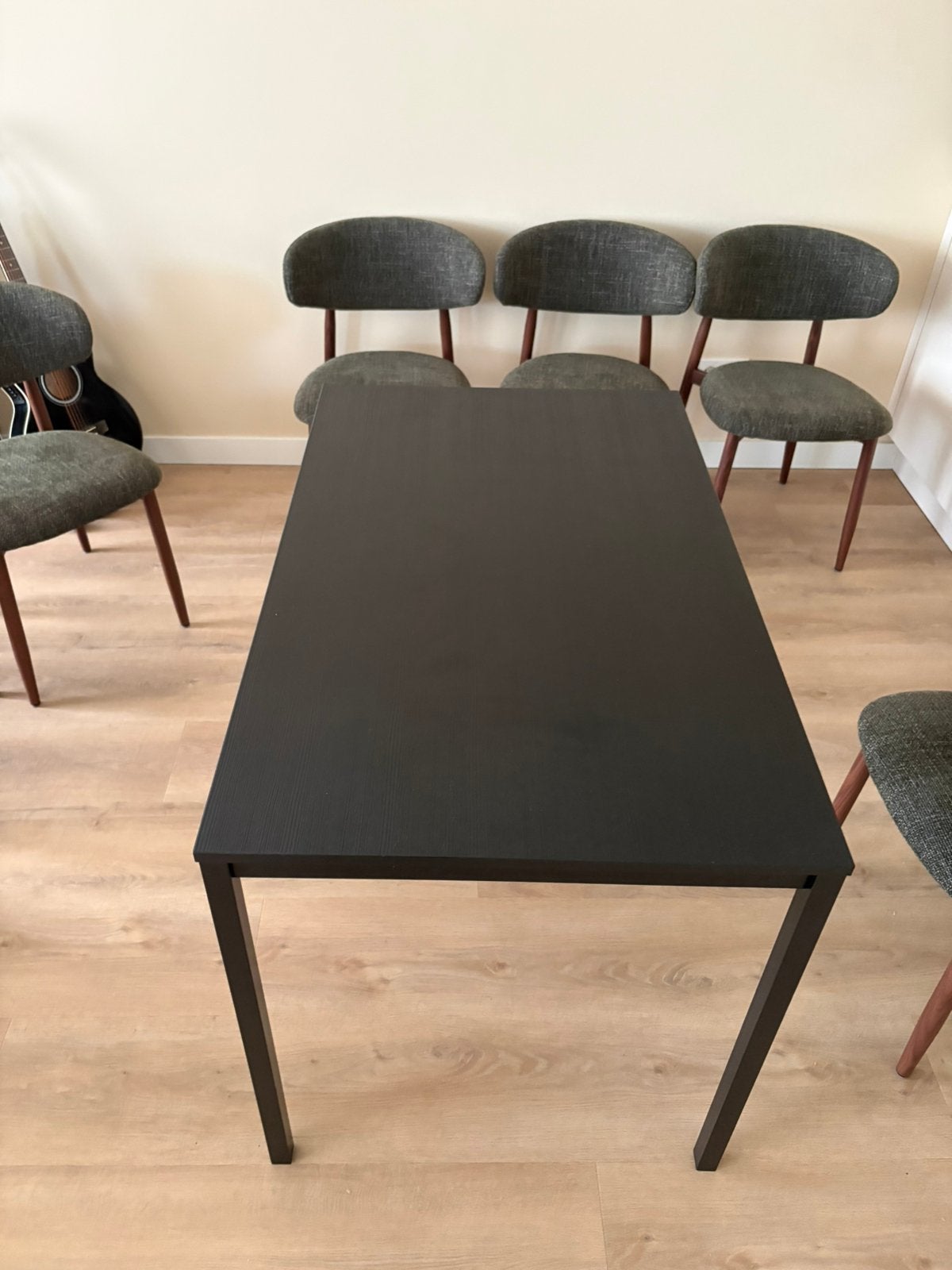 Black dining table / zwarte tafel, Ophalen, 100 tot 150 cm, 50 tot 100 cm, Zo goed als nieuw