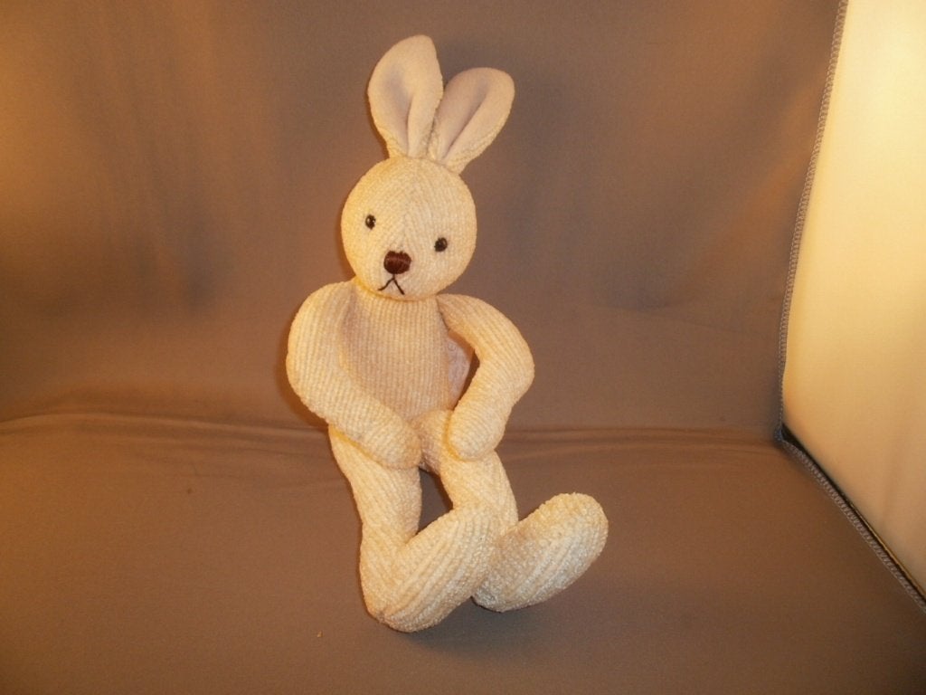 Tiamo konijn beige velours binnenkant oren rib stof 30cm, Ophalen of Verzenden, Zo goed als nieuw, Middelgroot (20 tot 80 cm)