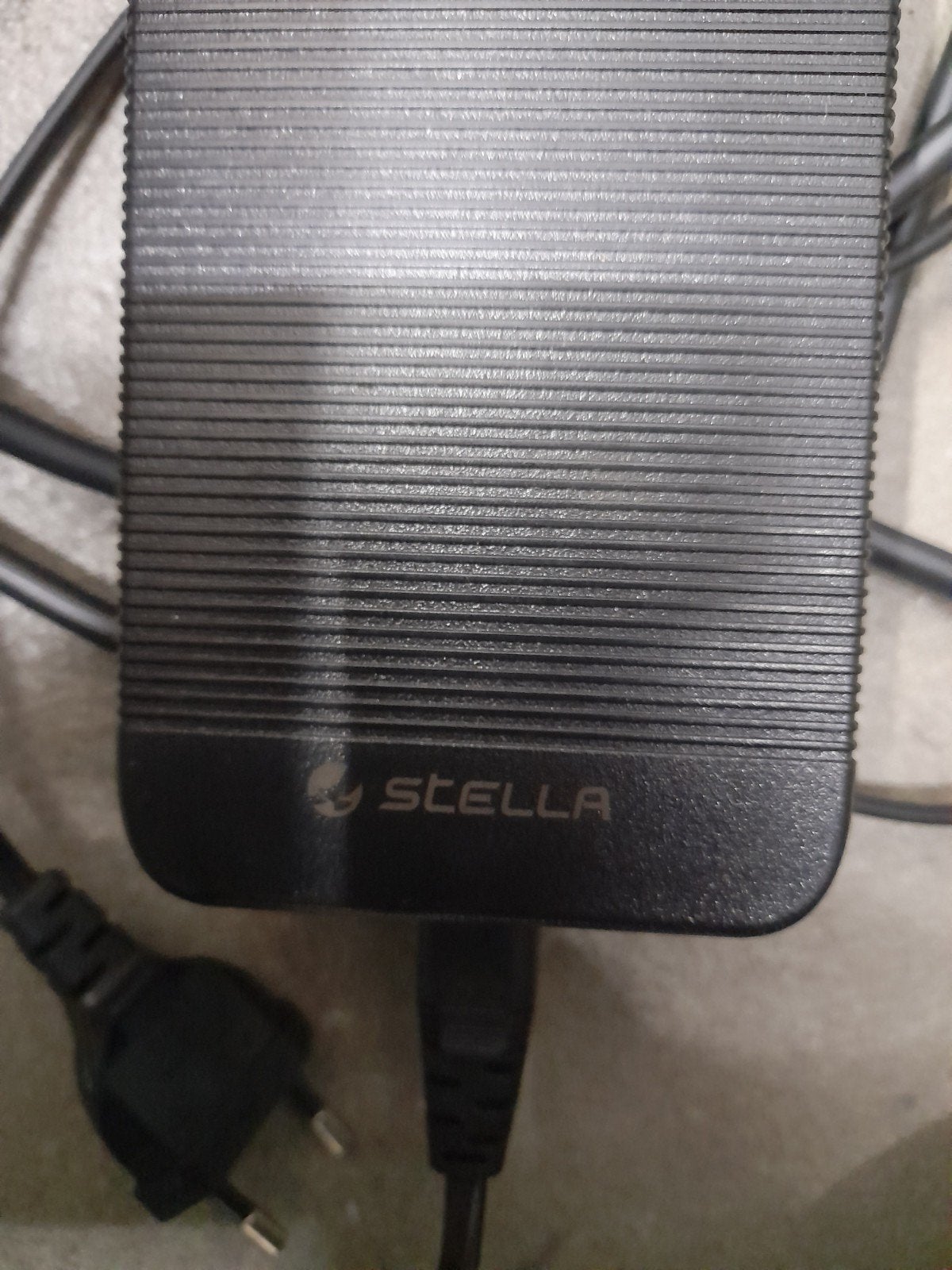 Oplader Stella, Ophalen of Verzenden, Gebruikt