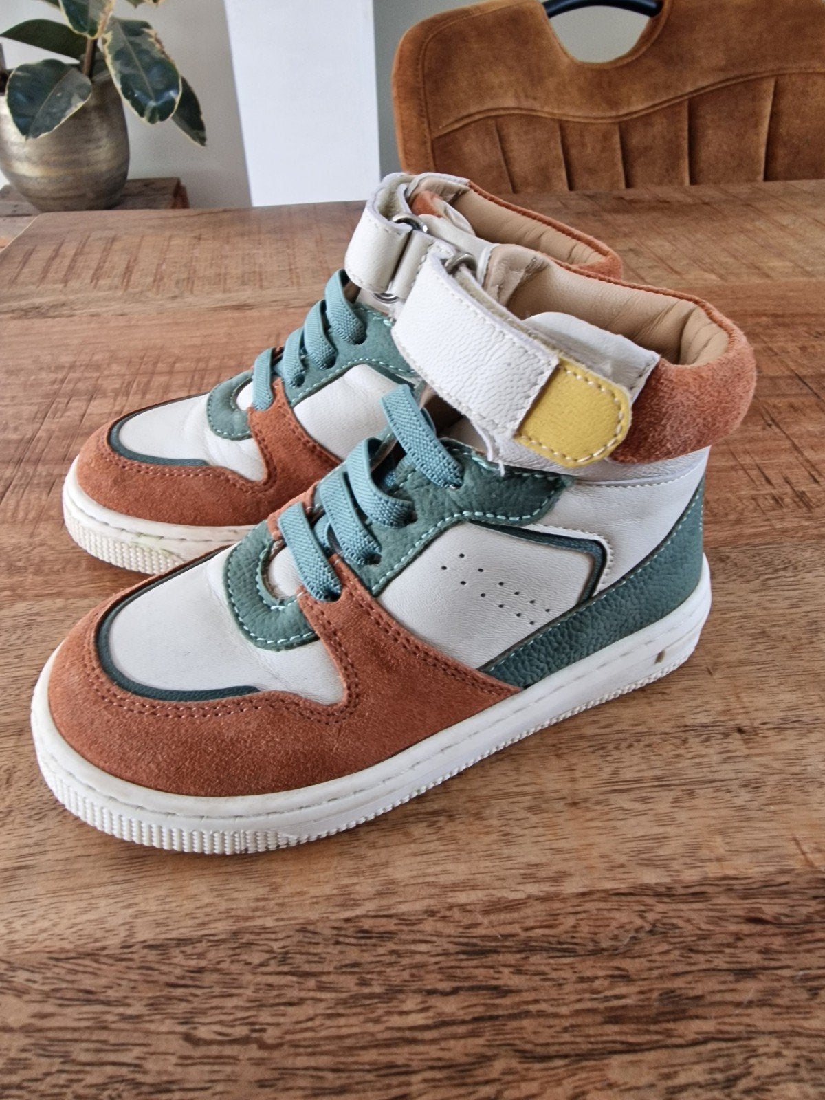 Friboo schoenen maat 26 - Zo goed als nieuw, Ophalen of Verzenden, Zo goed als nieuw, Jongen, Schoenen