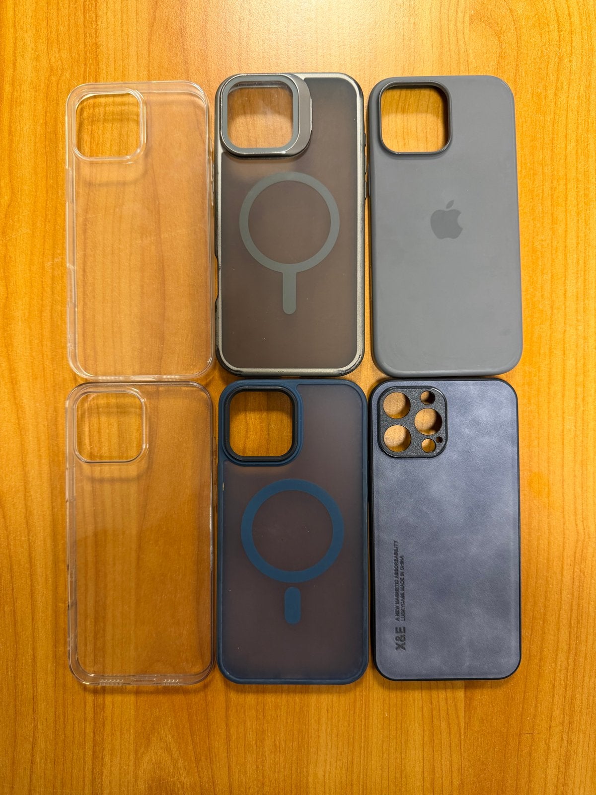 iPhone 16 Pro Max hoesjes - Diverse kleuren en types, IPhone 16 Pro Max, Gebruikt, MagSafe, Overige merken