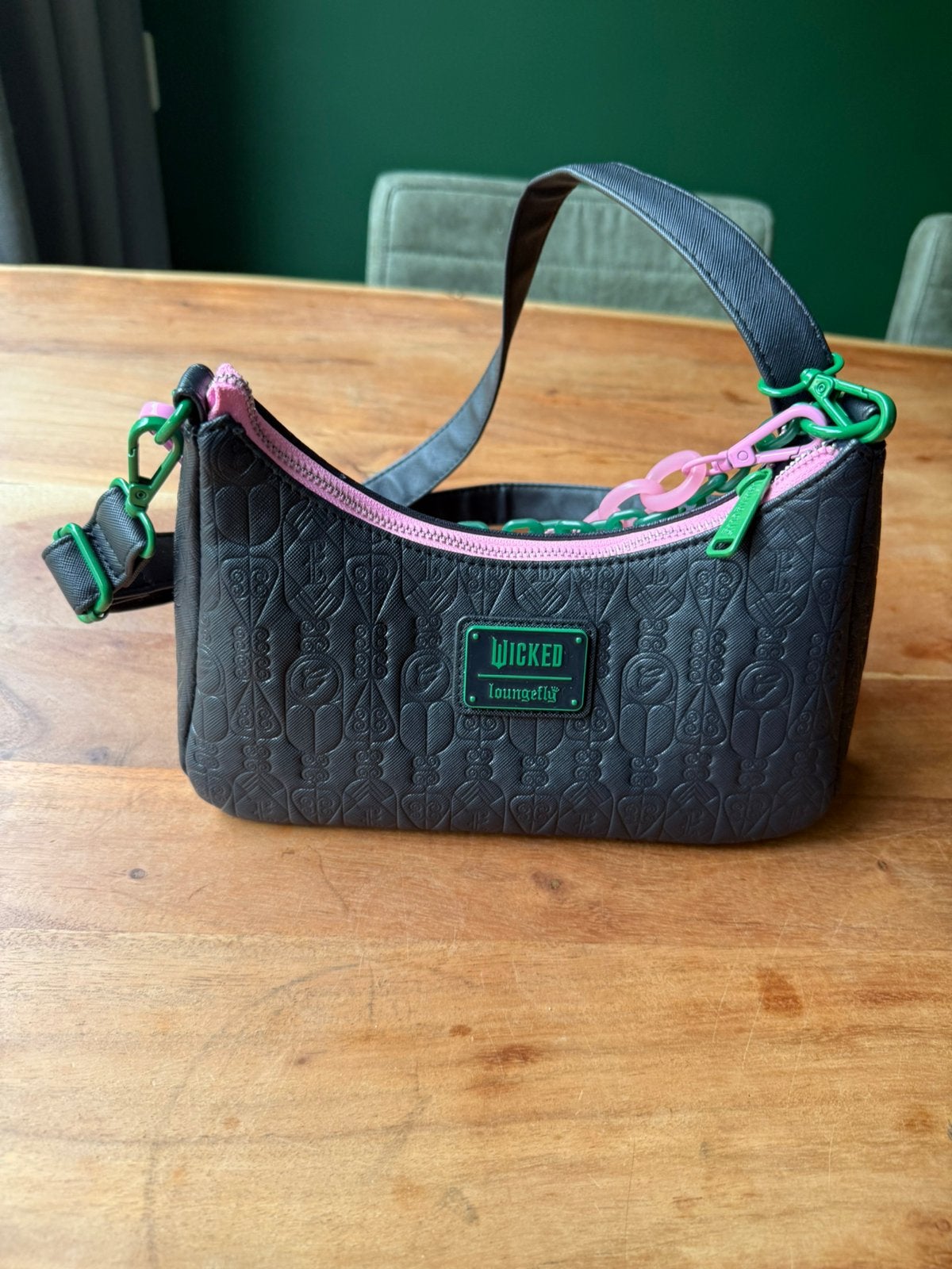 Wicked Loungefly Crossbody Schoudertas Universal Studios, Ophalen of Verzenden, Zo goed als nieuw, Roze, Schoudertasje