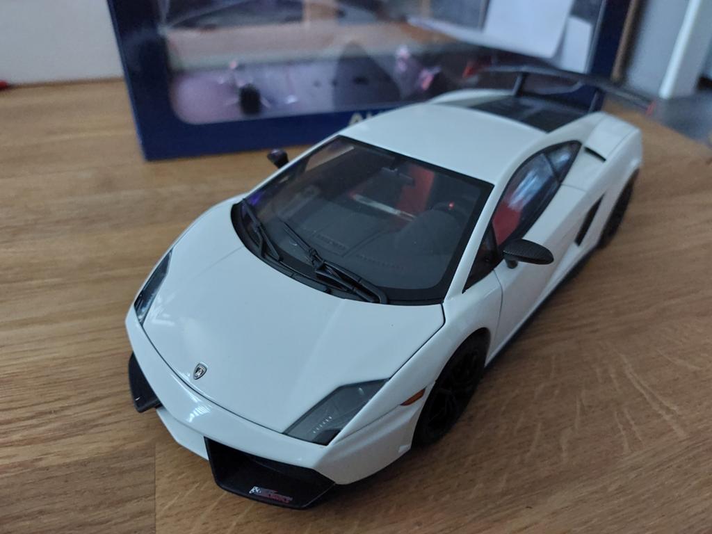 Autoart 1/18 Lamborghini Gallardo LP570 Super Trofeo, Hobby en Vrije tijd, Modelauto's | 1:18, Ophalen of Verzenden, Zo goed als nieuw