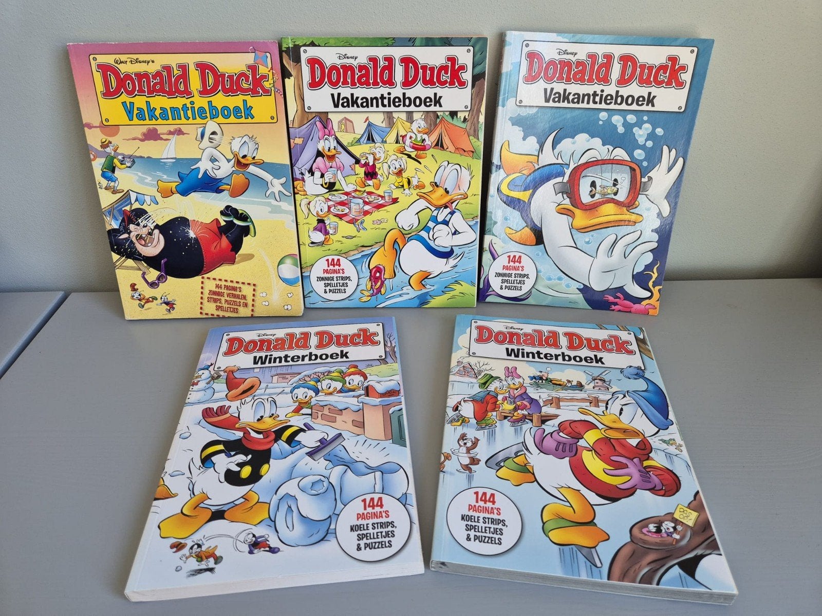 5 Donald Duck Vakantie- en Winterboeken - Diverse jaren, Meerdere stripboeken, Ophalen of Verzenden, Gelezen