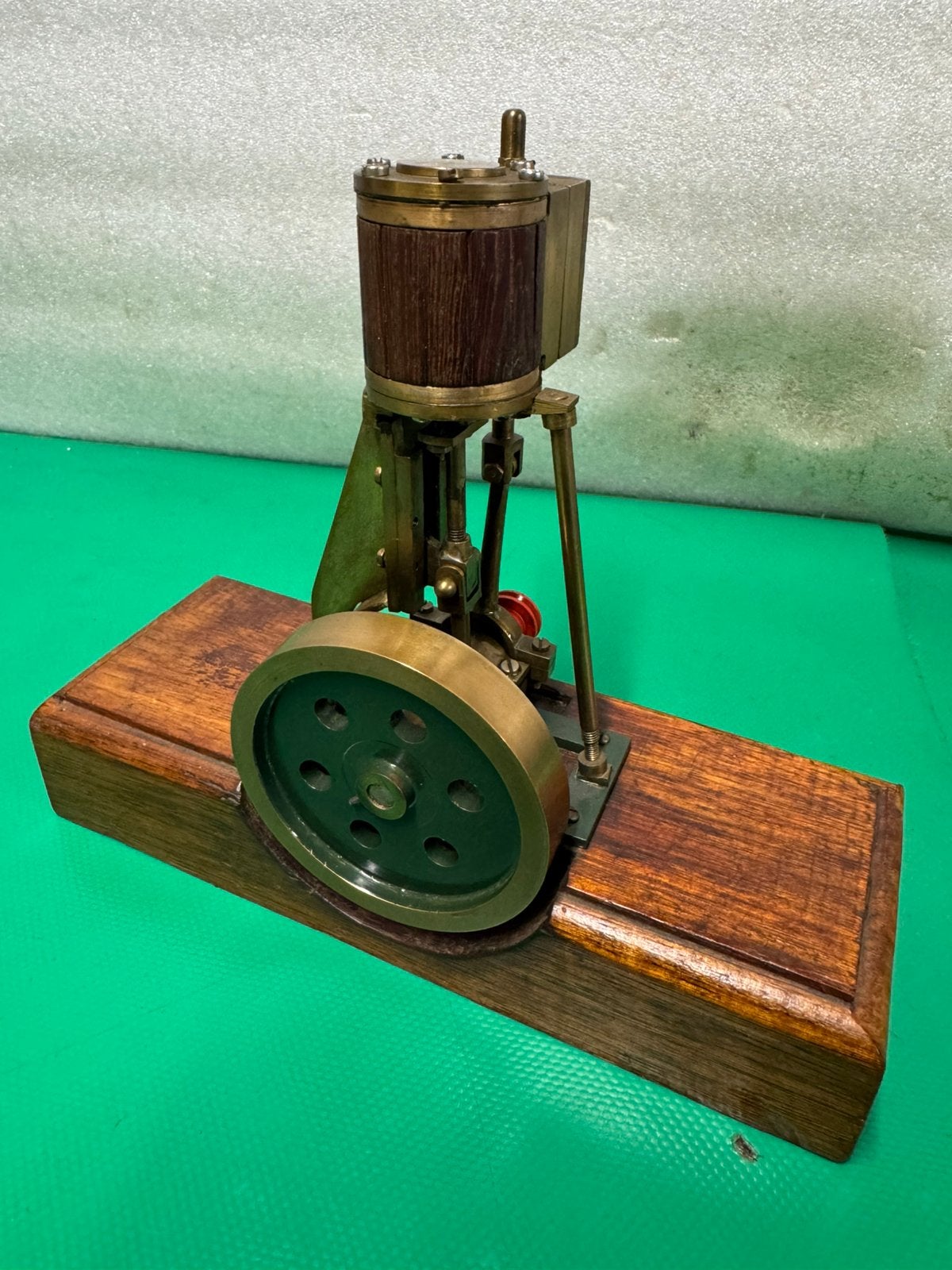 Stoommachine staande cilinder, Ophalen of Verzenden, Zo goed als nieuw, Groter dan 1:32