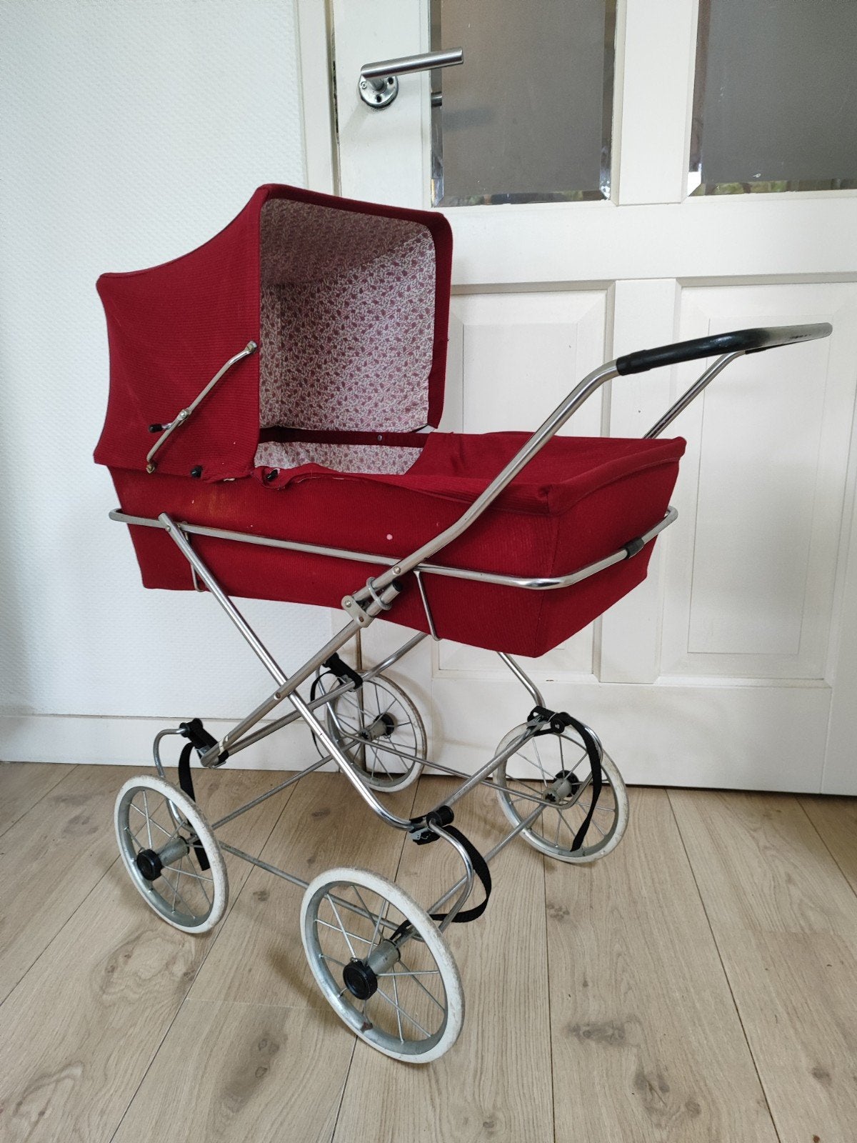 Retro poppenwagen, Ophalen, Zo goed als nieuw, Babypop