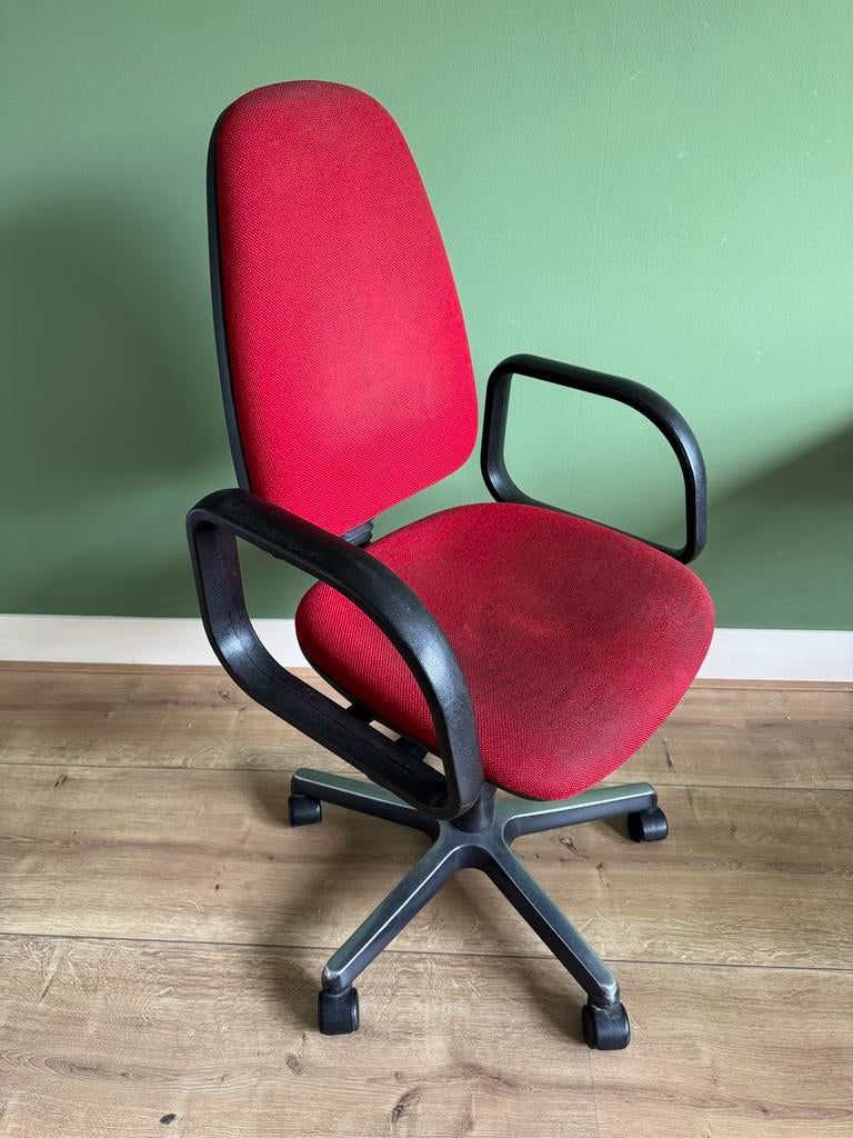 Bureaustoel rood, Ophalen, Gebruikt, Rood, Bureaustoel