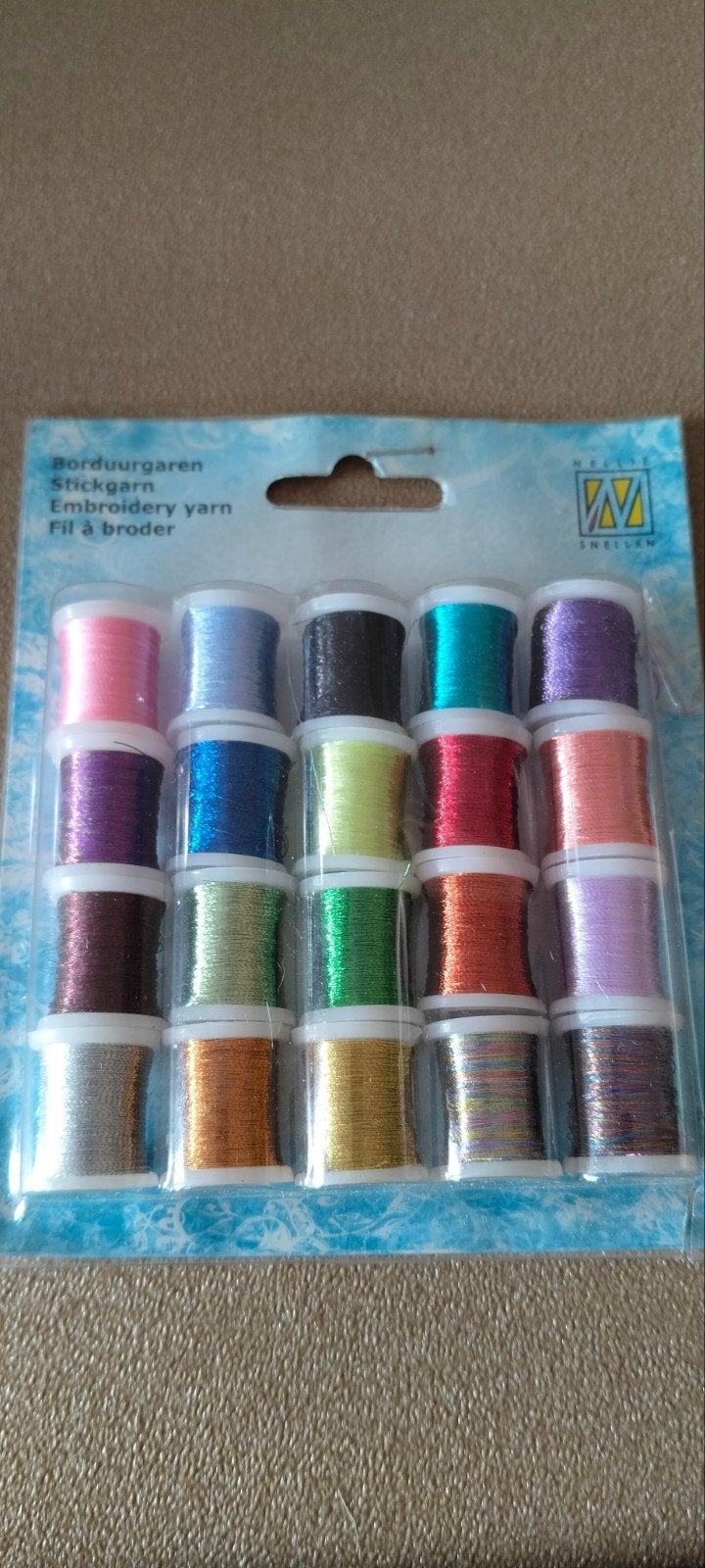 Nellie Snellen borduurgaren  - 18 Glanzende Kleuren, Hobby en Vrije tijd, Borduren en Borduurmachines, Verzenden, Nieuw, Handborduren
