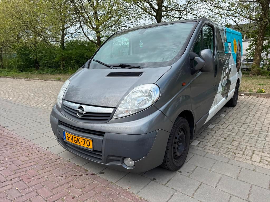 Opel Vivaro 2.5 CDTI L2H1 DC, Auto's, Bestelauto's, Bedrijf, Te koop, ABS, Airconditioning, Centrale vergrendeling, Navigatiesysteem