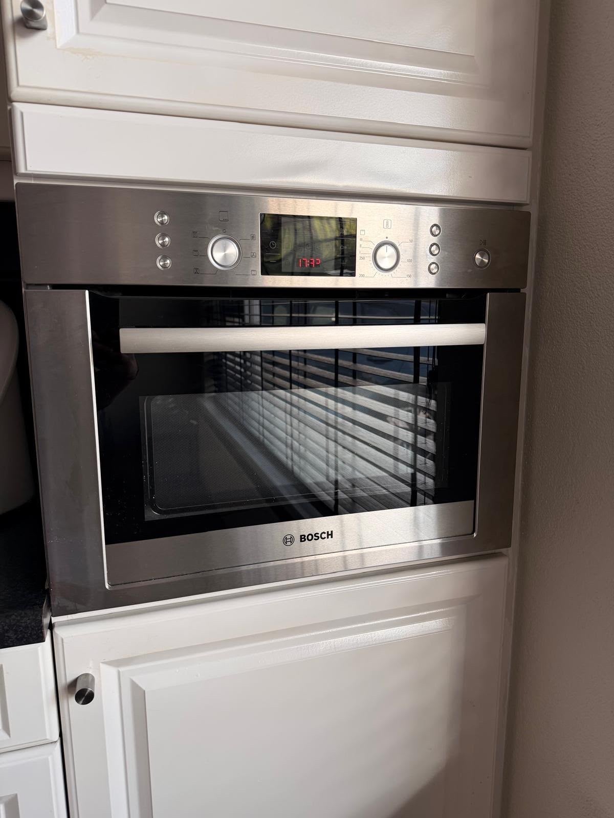 Foto 10 van Complete keuken met kookeiland en Quooker
