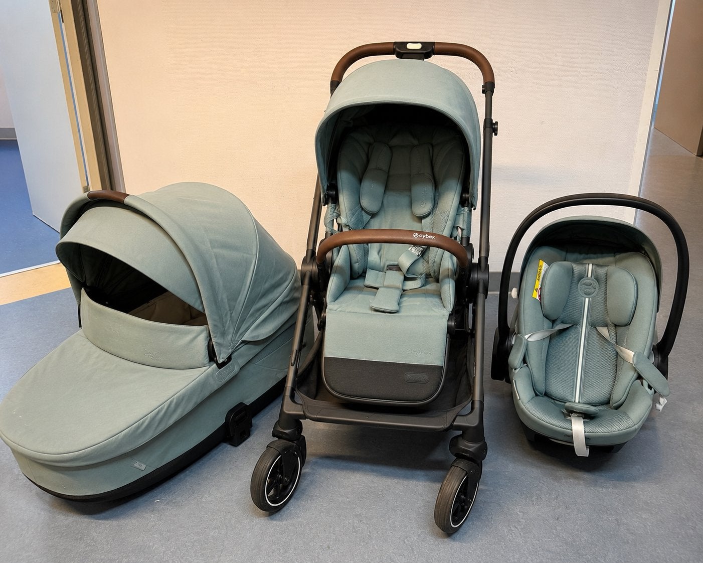 Cybex Balios S Lux 3-in-1 Combiwagen met Reiswieg & Autostoe, Kinderen en Baby's, Kinderwagens en Combinaties, Gebruikt, Combiwagen