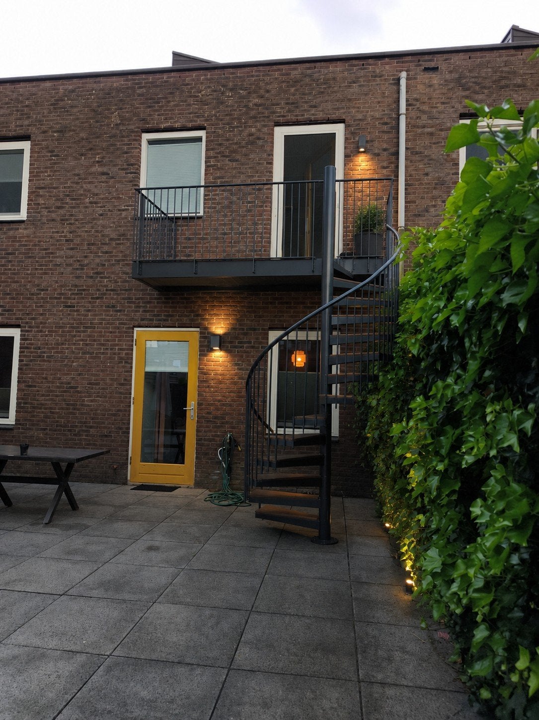 Gezocht Wenteltrap met balkon/bordes., Ophalen of Verzenden, 2 tot 4 meter