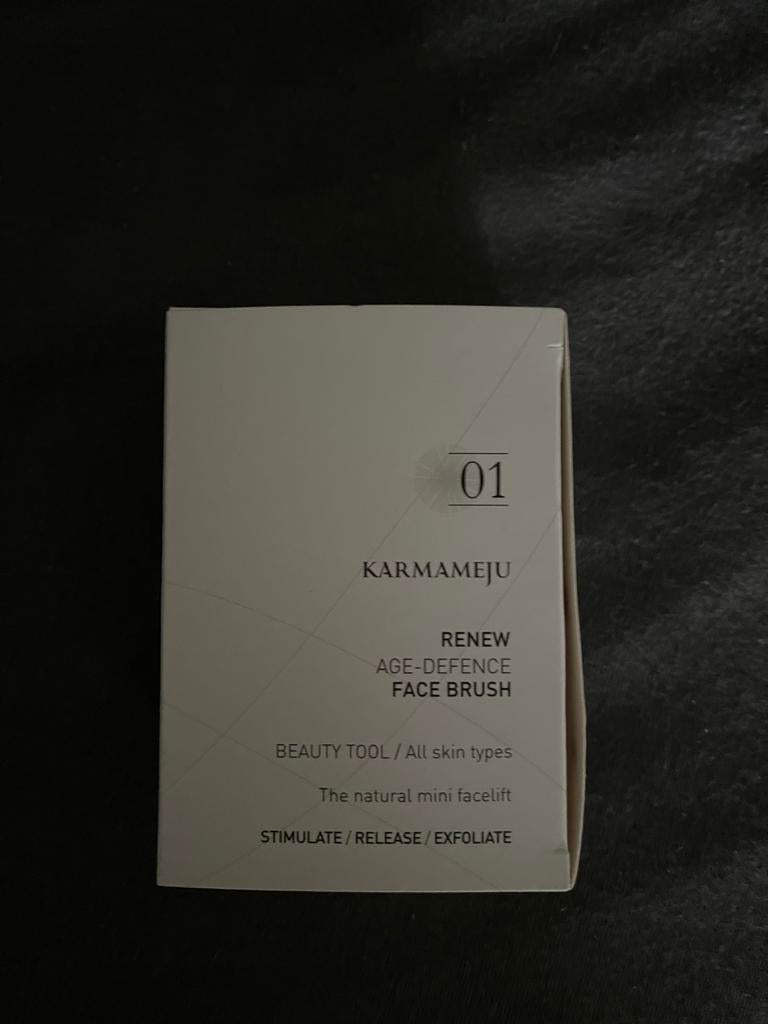 Karmameju Renew Age-Defence Face Brush - Nieuw, Ophalen of Verzenden, Nieuw, Gehele gezicht, Verzorging