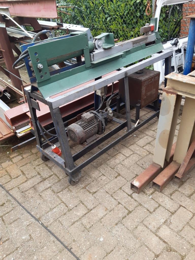 Robuuste hydraulische kloofmachine, Ophalen, Gebruikt