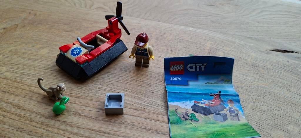 Lego City 30570 wildlife rescue hovercraft, Ophalen of Verzenden, Zo goed als nieuw, Complete set