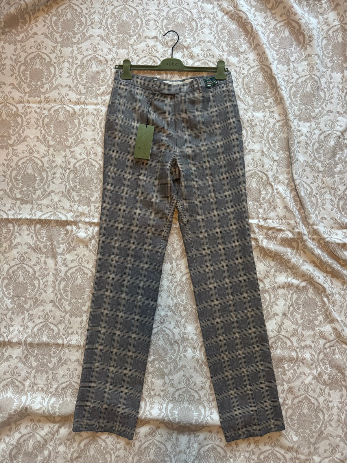 Nieuwe Gucci broek heren met kaartjes - Maat 46, Kleding | Heren, Ophalen of Verzenden, Nieuw, Maat 46 (S) of kleiner, Grijs