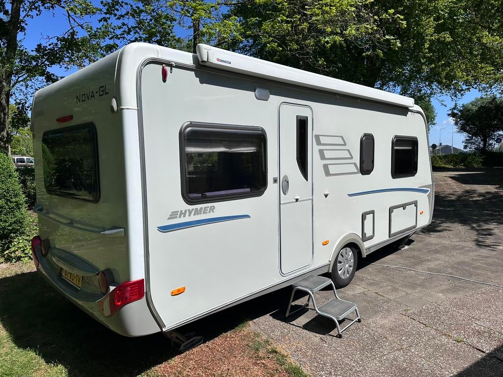 Eriba Nova 530 GL 2009 | 2 lengte bedden, mover, Truma airco, Caravans en Kamperen, Caravans, Schokbreker, Rondzit, Particulier