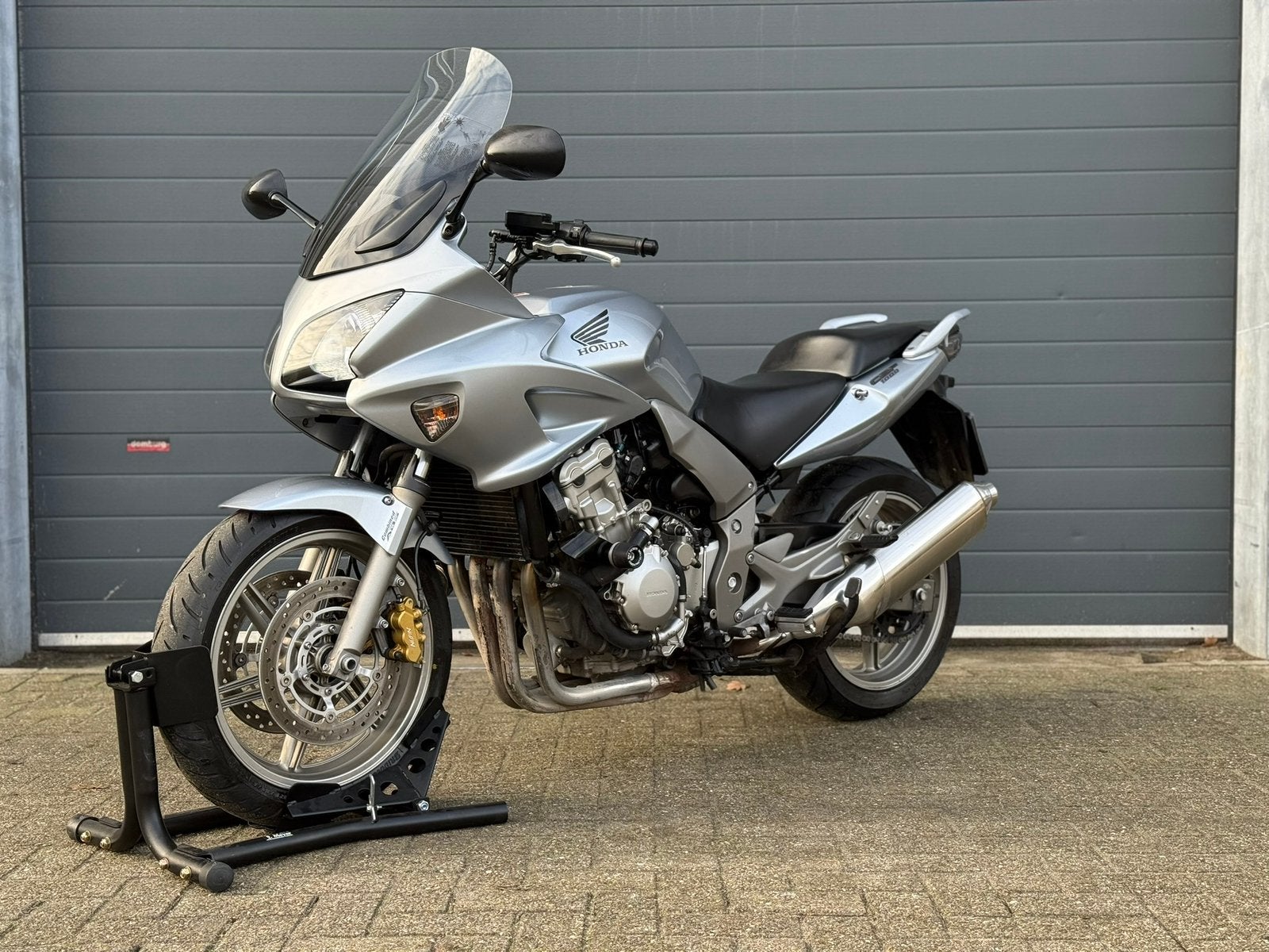 HONDA CBF1000F ABS, Brabant, Occasion, 4 cilinders, Motorrijbewijs A