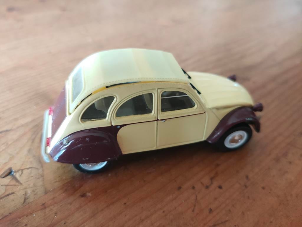 Citroën 2CV 6 1:43 Norev nr49, Hobby en Vrije tijd, Modelauto's | 1:43, Ophalen of Verzenden, Gebruikt, Auto, Norev