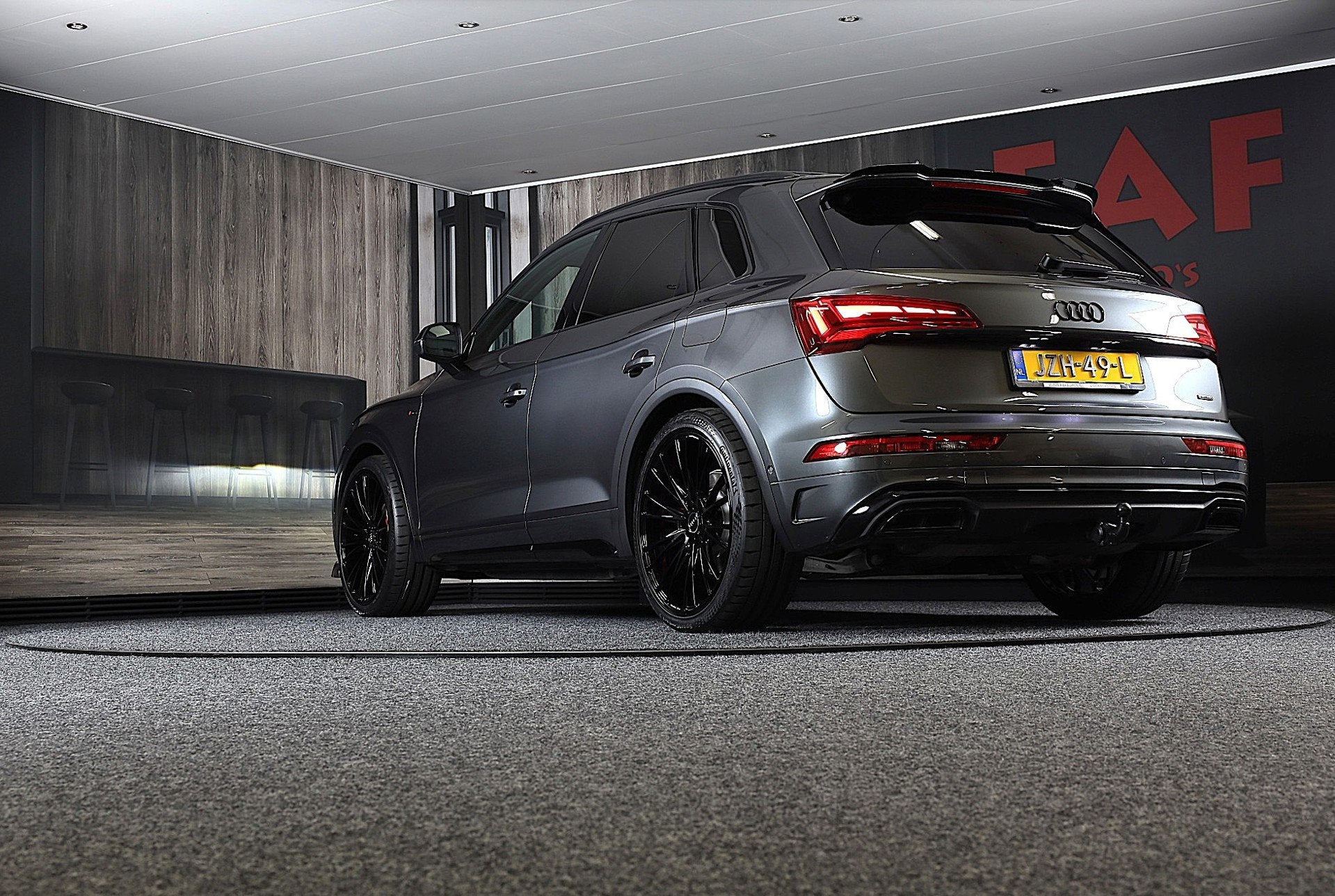 Audi Q5 55 TFSI e Quattro SQ5 Look / Massage / 360 Camera /, Automaat, Gebruikt, Euro 6, 4 cilinders
