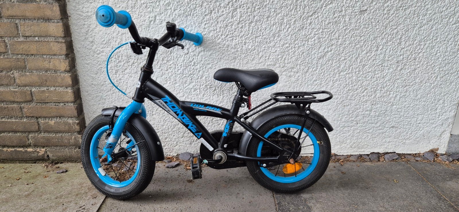 Kinderfiets Thombike 16 inch - Zwart/Blauw, Ophalen, Gebruikt, Minder dan 16 inch