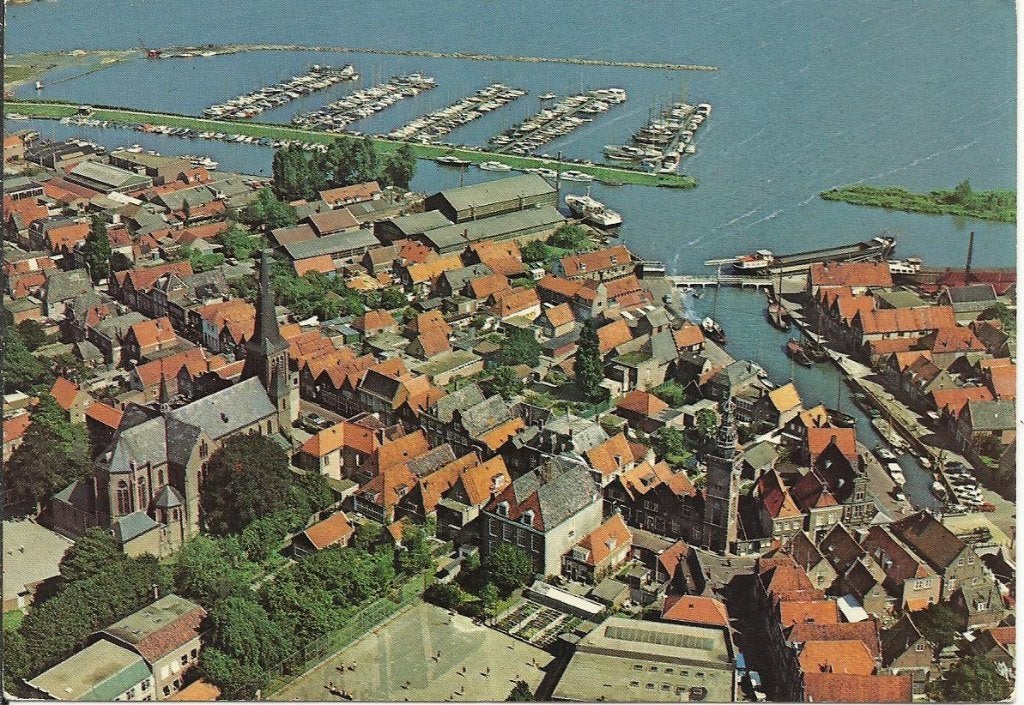 Monnickendam       250a, Ophalen of Verzenden, Voor 1920