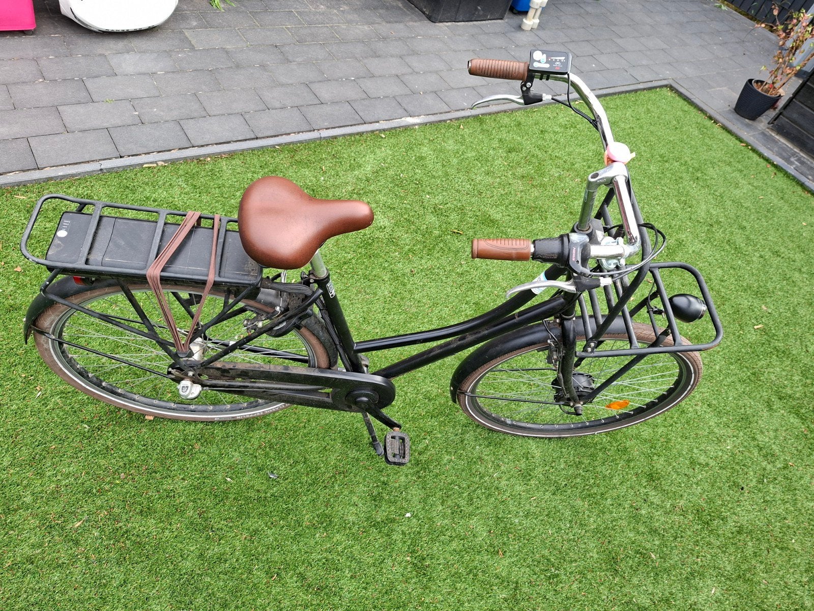 Elektrische fiets met voor- en achterdrager, Fietsen en Brommers, Gebruikt, 51 tot 55 cm, 30 tot 50 km per accu, Ophalen