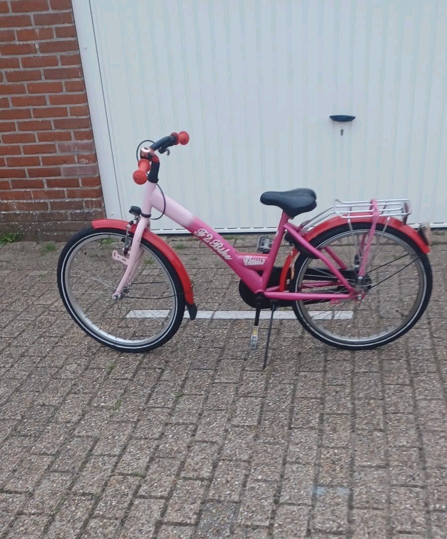 Meisjesfiets 22 inch, Fietsen en Brommers, Ophalen, Gebruikt, 22 inch, B2Bike