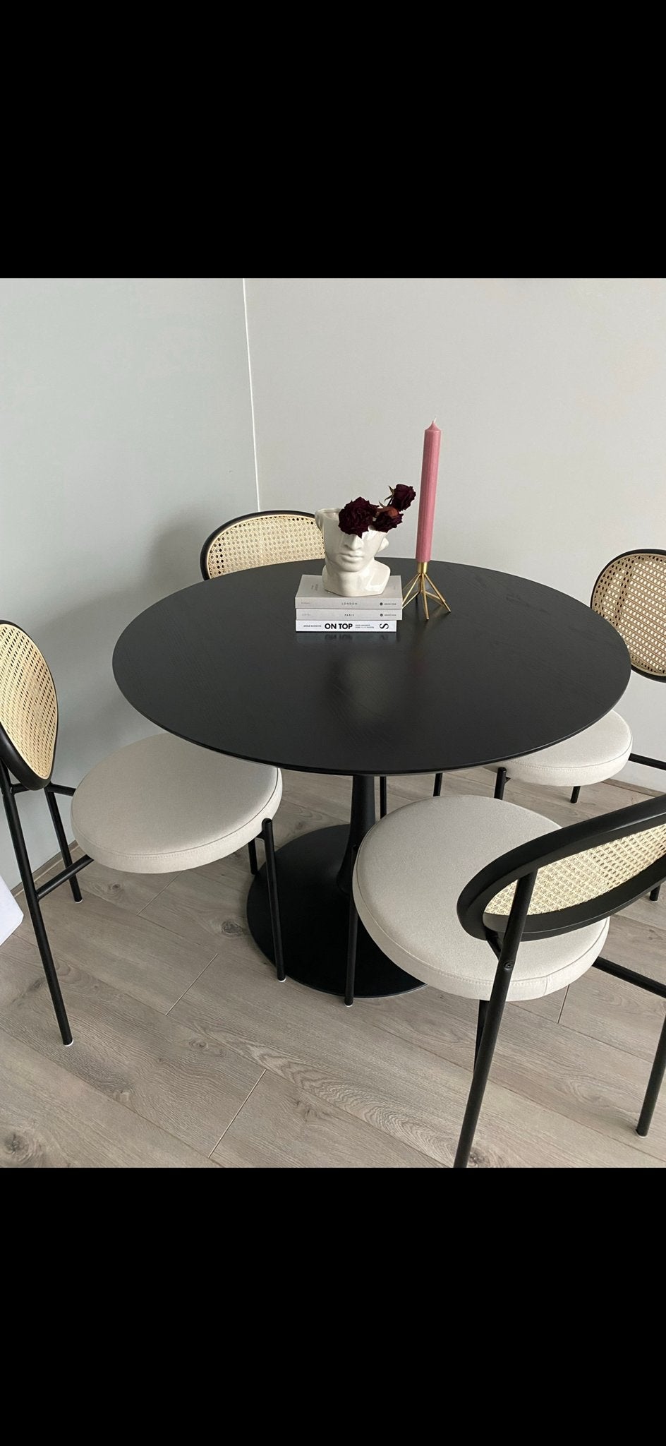 4 Westwing Remy stoelen - Zo goed als nieuw, Huis en Inrichting, Stoelen, Ophalen, Zo goed als nieuw, Stof, Vier