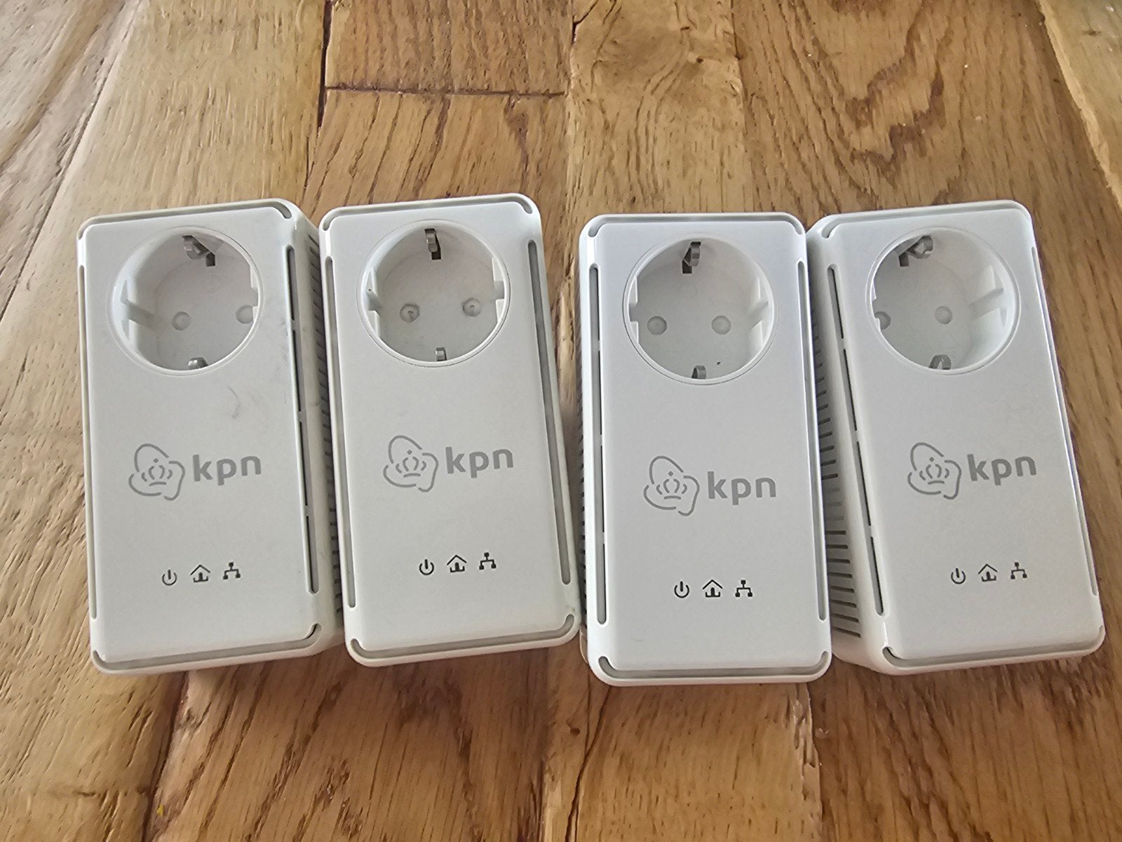 KPN Stroomnet Netwerkadapter MT-2360 (4 stuks), Ophalen of Verzenden, Gebruikt