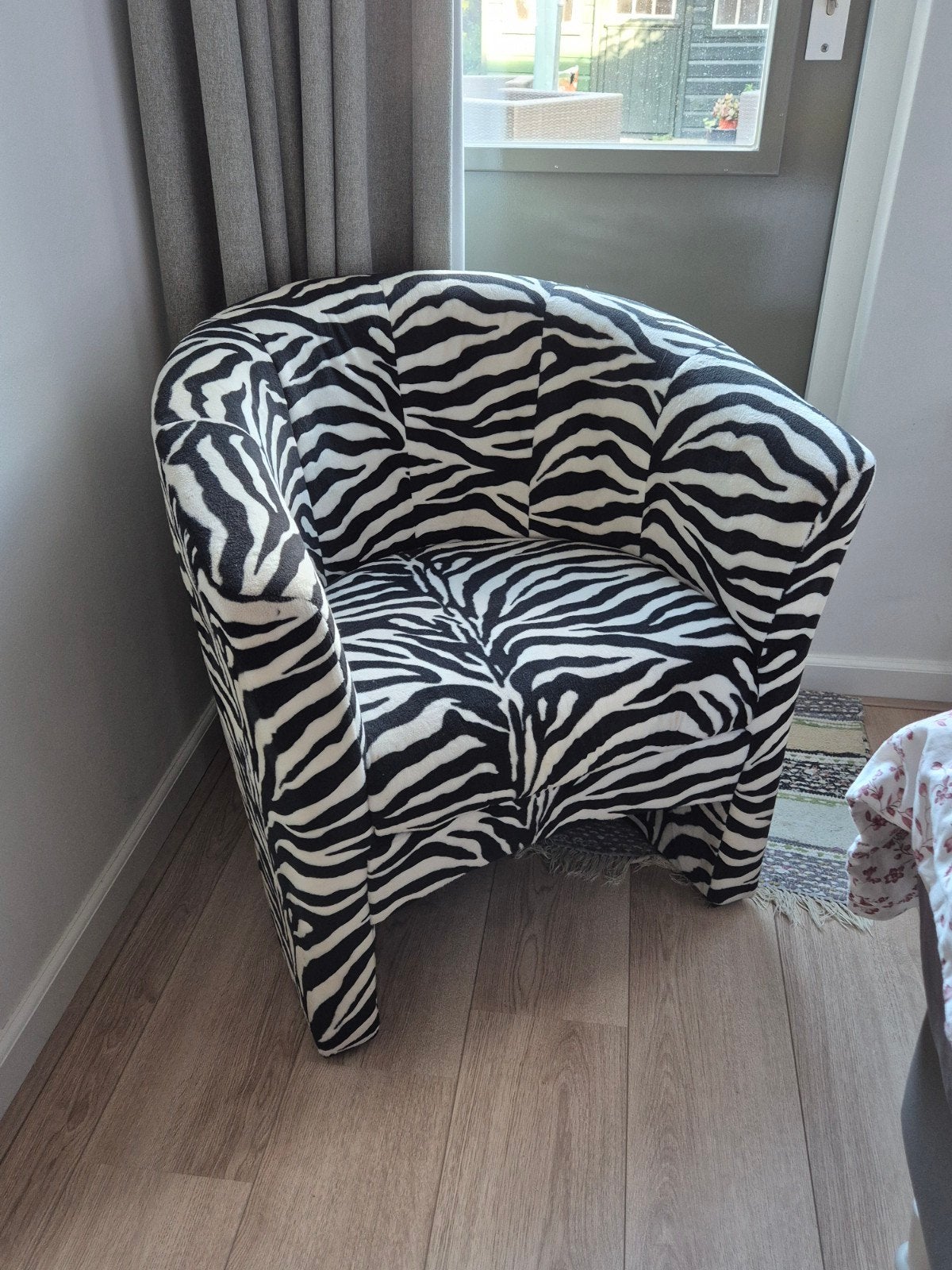 Zebra stoel / fauteuil, Ophalen, Gebruikt, Eenpersoons, Minder dan 75 cm