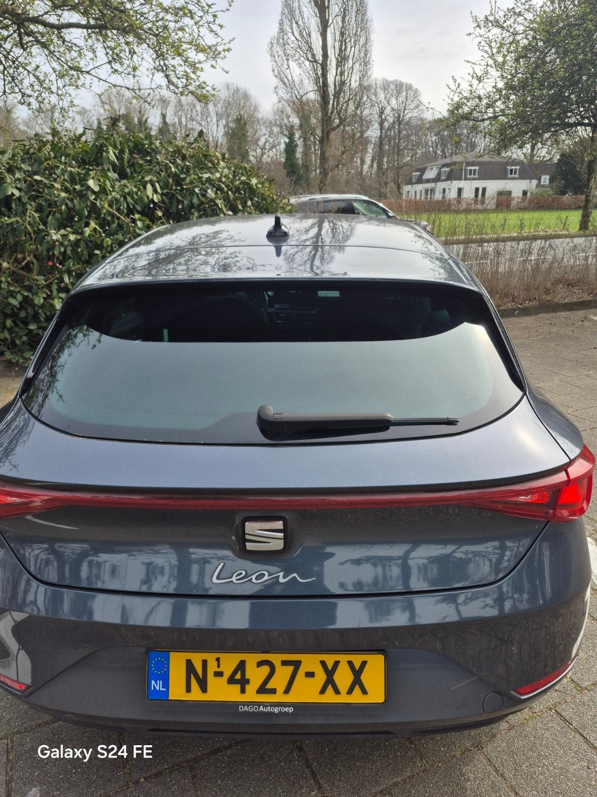 Seat leon 1,5 nw model, Auto's, Seat, Voorwielaandrijving, Stof, Euro 6, Leon