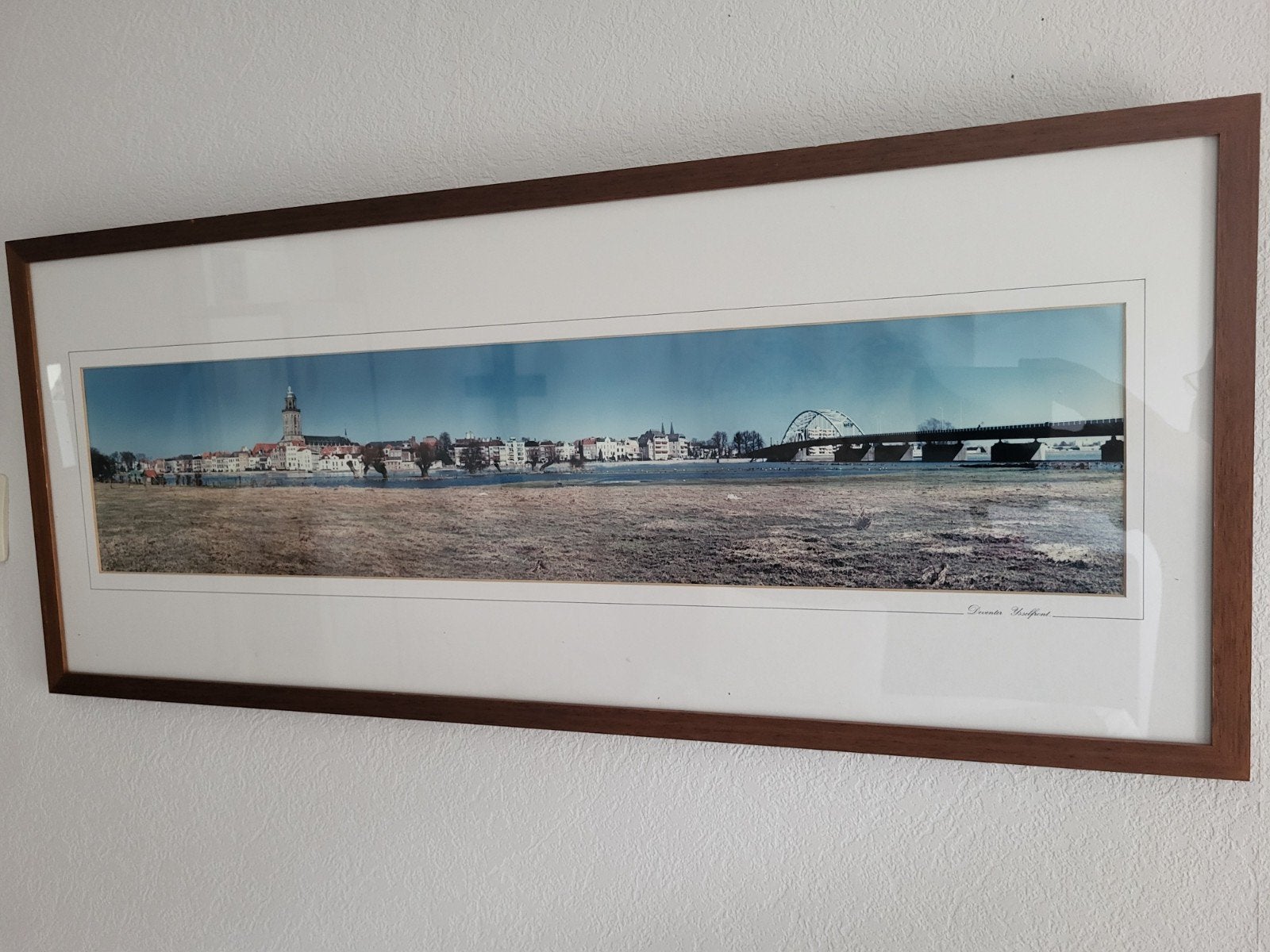 Ingelijste oude  foto Deventer IJsselfront. Skyline Deventer, Antiek en Kunst, Ophalen, Foto, Fotografie, Achter glas