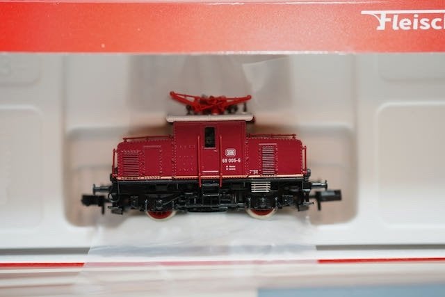 Fleischmann 7570022 N E-Lok 169 005, rot DB DCC  Digitaal..., Fleischmann, Nieuw, Ophalen of Verzenden, Gelijkstroom